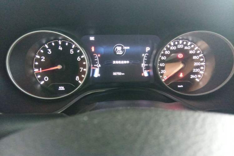 Used Jeep Compass 2017 200T Automatic Family Edition
