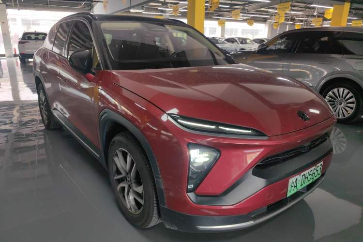 Used Nio ES6 2019 510 km Performance Version Front Right 45 Deg