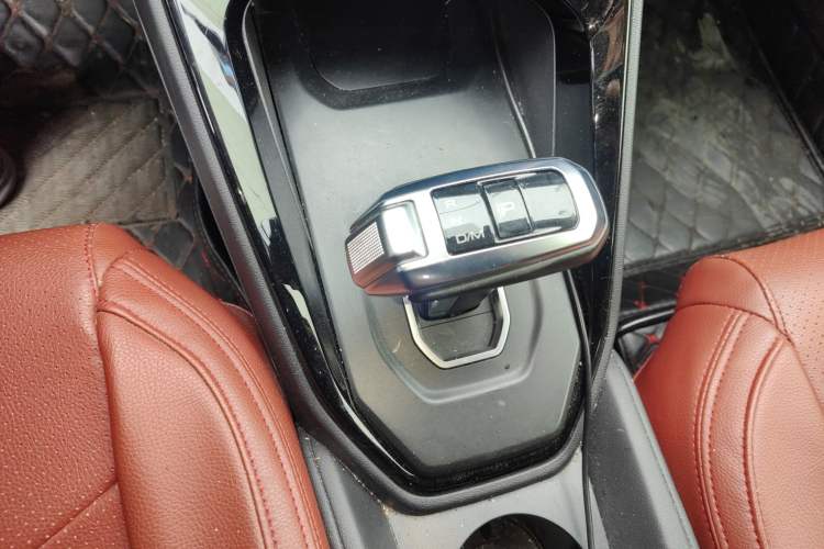 Used Haval H2s 2017 Red-Label 1.5T Dual-Clutch Comfort Model
