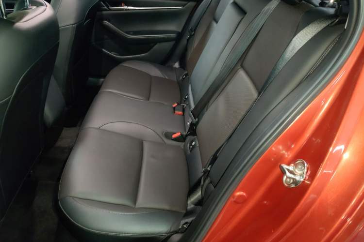 Used Mazda 3 Axela 2020 1.5L Automatic Luxury Version Left Rear Seat