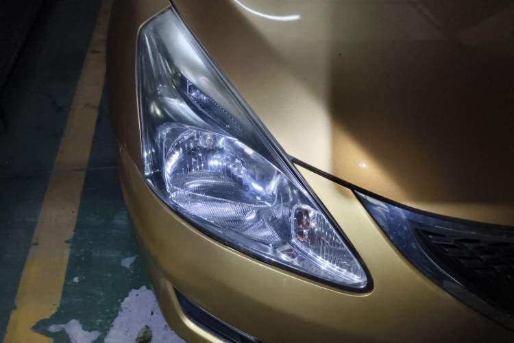 Used Nissan Tiida 2011 1.6L CVT Smart Version