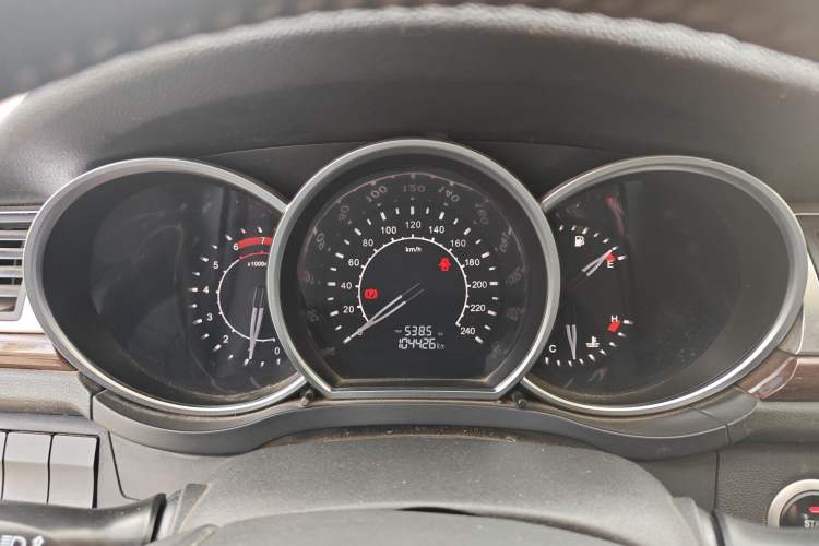 Used Zotye Z500 2015 1.5T Manual Luxury Model Instrument Cluster