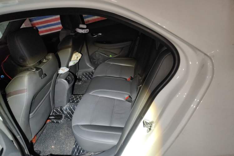 Used Chevrolet Malibu 2017 1.5T Automatic Luxury Edition Left Rear Seat