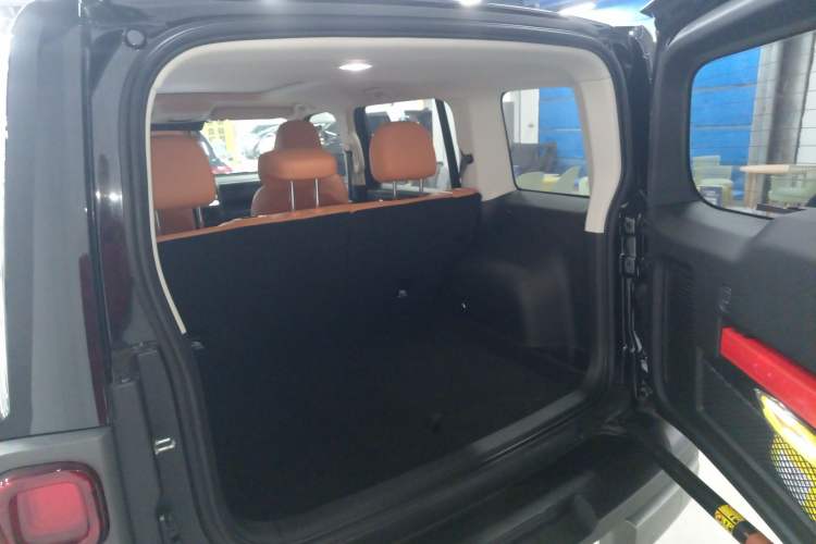 Used Haval Raptor New Energy 2024 Hi4 102 Pro Trunk