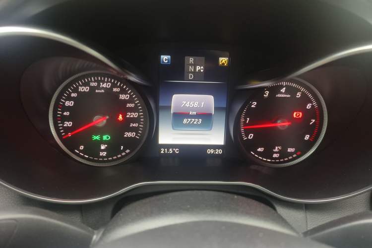 Used Mercedes-Benz C-Class 2017 Restyled C 200 Sport Edition Odometer Close Up