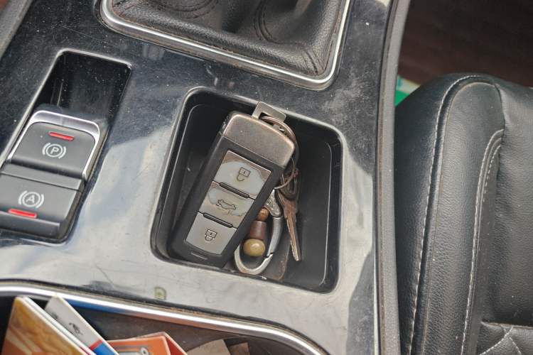 Used Zotye Z500 2015 1.5T Manual Luxury Model Vehicle Key