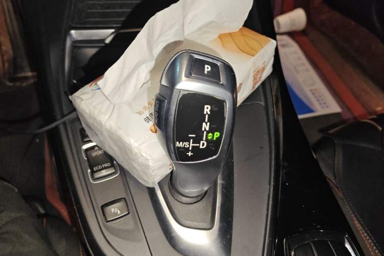 Used BMW 2 Series 2018 220i Sport Design Package