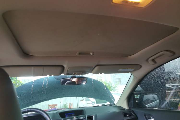 Used Honda CR-V 2015 2.0L two-wheel drive Fashion Edition