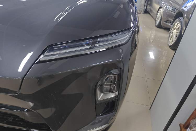 Used Nio ES8 2026 Model 6-seat Executive Luxury Edition Left Front Headlight