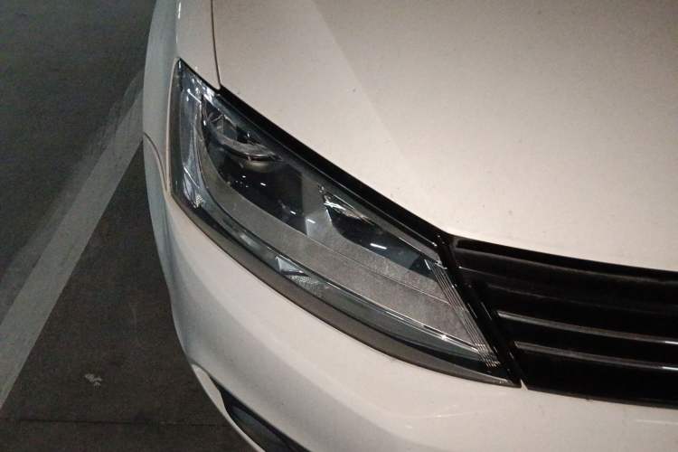 Used Volkswagen Sagitar 2012 1.6L Automatic Comfort Edition