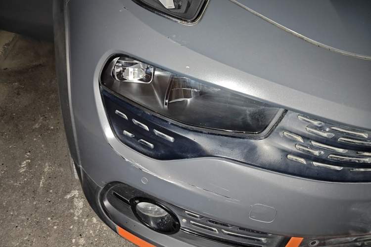 Used Lynk & Co 02 2019 1.5T DCT Two-Wheel Drive Shine Pro Edition China VI Standard Right Front Headlight