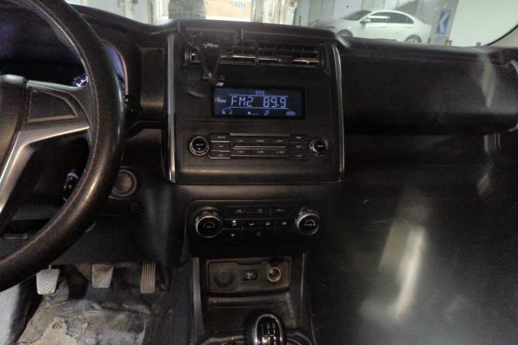 Used CHANGAN OSHAN X70A 2018 1.5L Manual Standard Edition
