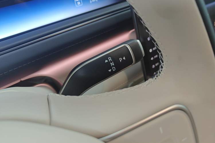 Used Nio ES8 2026 Model 6-seat Executive Luxury Edition Gear Lever