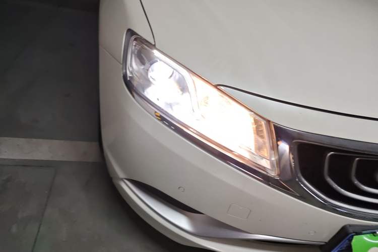 Used Geely Auto Emgrand GT 2015 1.8T Premium Model Right Front Headlight