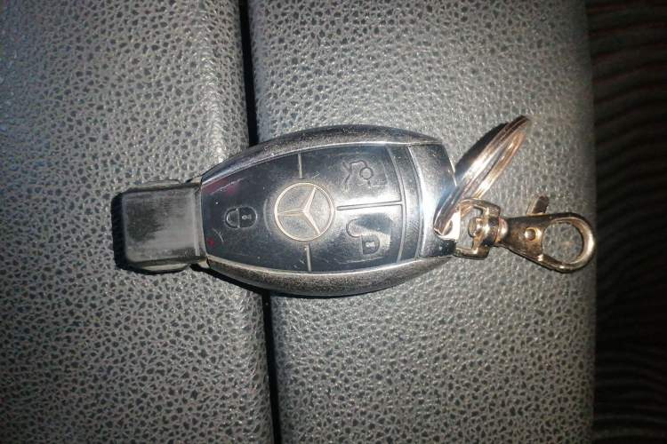 Used Mercedes-Benz C-Class 2010 C 200K Fashion Model