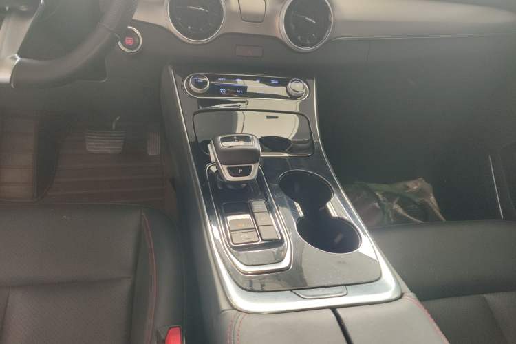 Used FORTHING T5 EVO 2021 1.5TD DCT Diamond Edition
