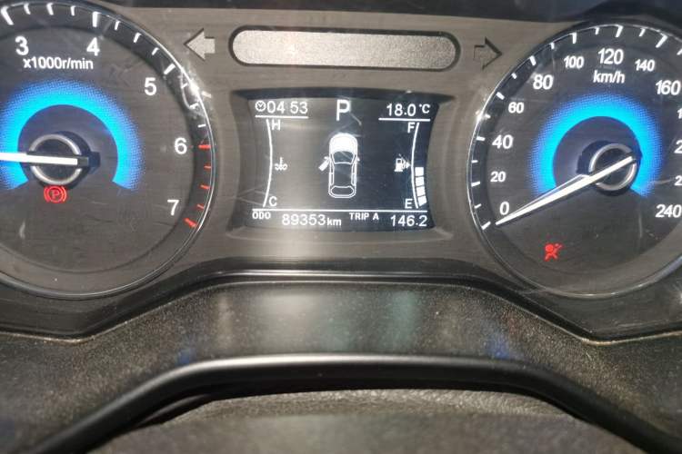 Used Dongfeng Fengon 580 2017 1.5T CVT Luxury Model
