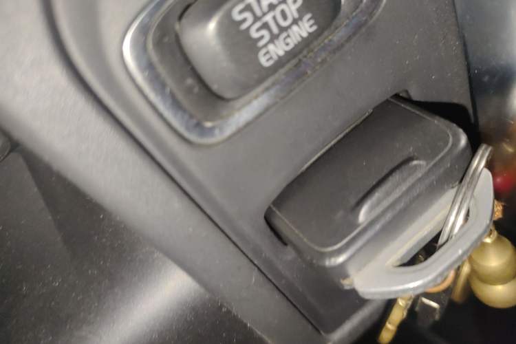 Used Volvo XC60 2015 T5 Smart Upgrade Model
