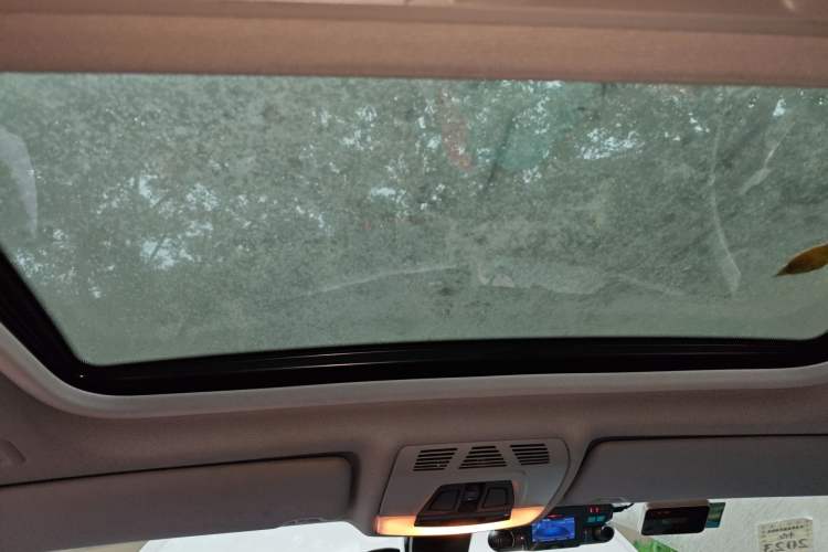 Used BMW 3 Series 2015 320i Luxury Line Stylish Edition Headliner