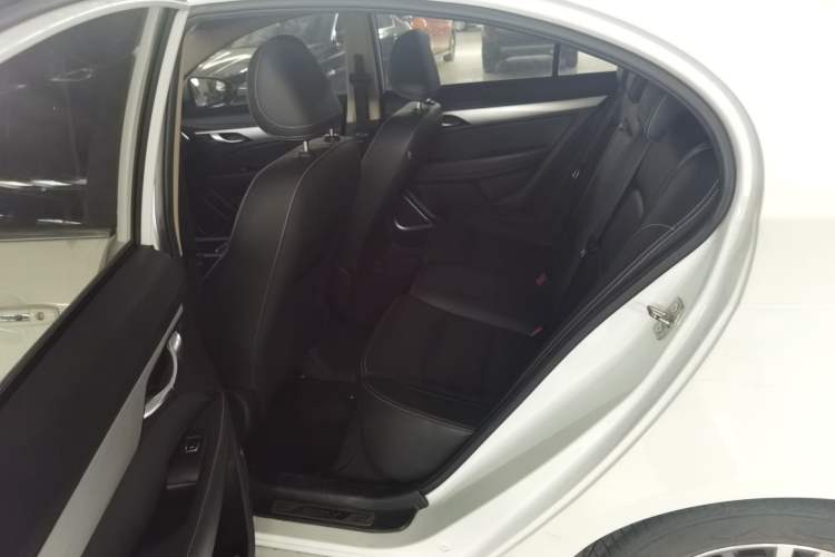 Used Geely Auto Emgrand 2018 1.5L CVT Upward Connect Edition