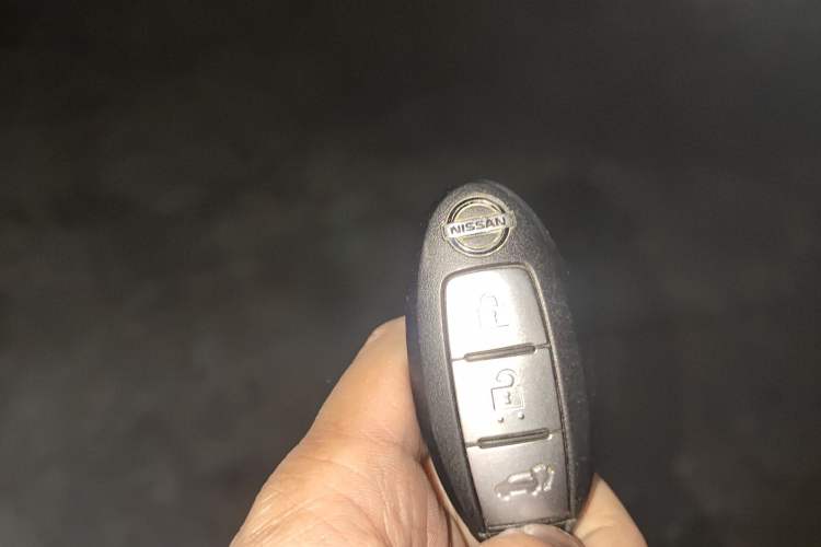 Used Nissan X-Trail 2014 2.5L CVT Luxury Edition 4WD
