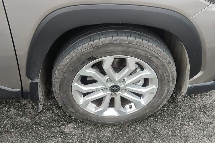 Used Toyota FRONTLANDER 2022 2.0L CVT Leading Edition