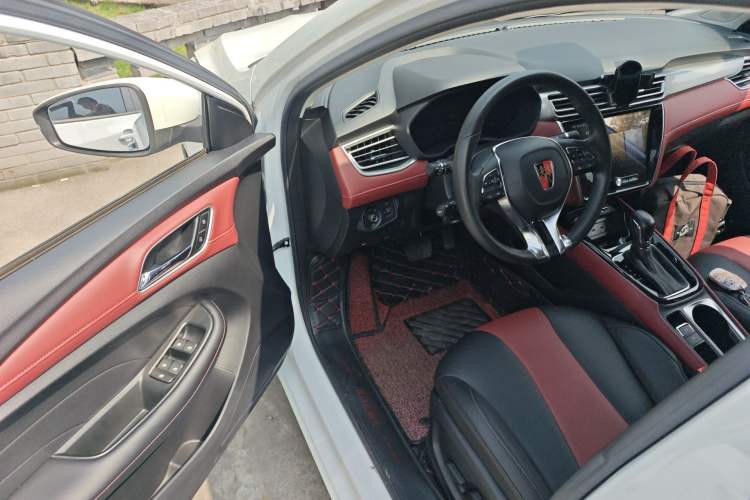 Used Roewe i5 2019 20T Automatic SmartConnect Luxury Prestige Edition Driver Seat