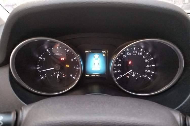 Used Haval H6 Coupe 2015 Blue Label 2.0T Manual Two-Wheel-Drive Elite Model