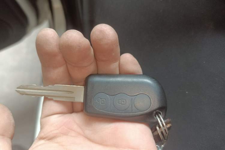 Used CHANGAN CX20 2014 1.4L IMT Sunroof Navigation Version China IV Standard