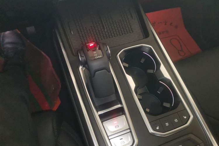 Used Tank 400 2025 2.0T Gasoline Version Gear Lever