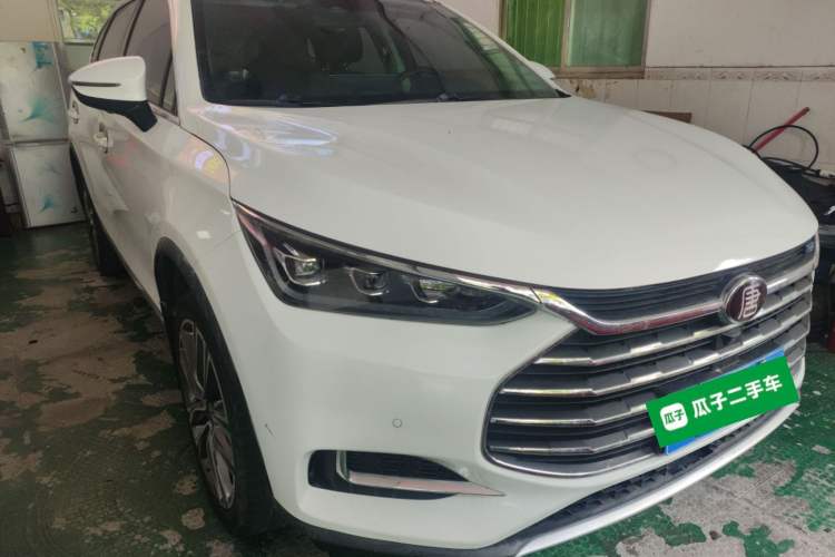 Used BYD Tang 2018 2.0T Automatic Smart Connect Prestige 7-Seater China V Standard