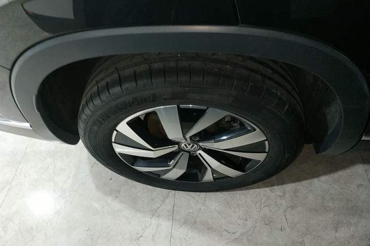 Used Volkswagen Tayron 2021 280TSI Two-Wheel Drive Luxury Smart Connectivity Version Exterior 5