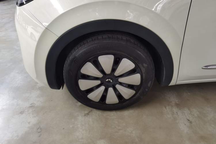 Used Wuling Bingo 2023 333 km Enjoyment Version Exterior 4