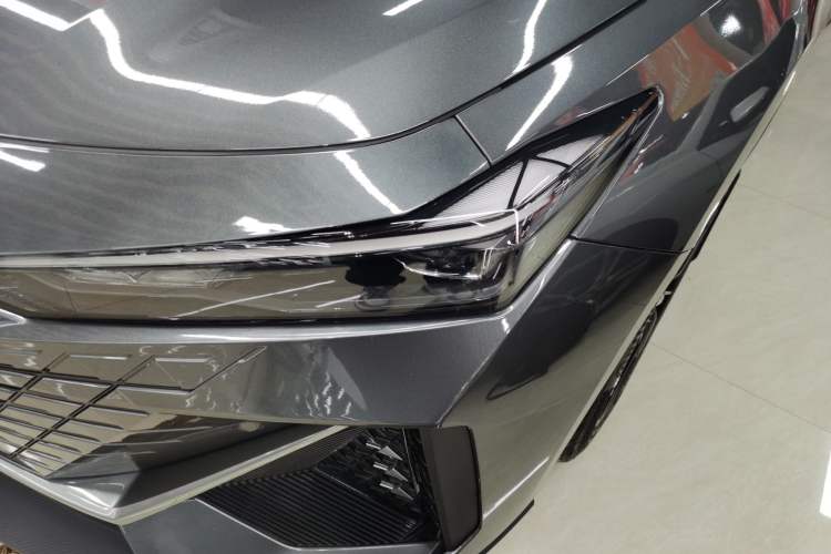 Used CHANGAN UNI-V 2022 1.5T Prestige Version Left Front Headlight