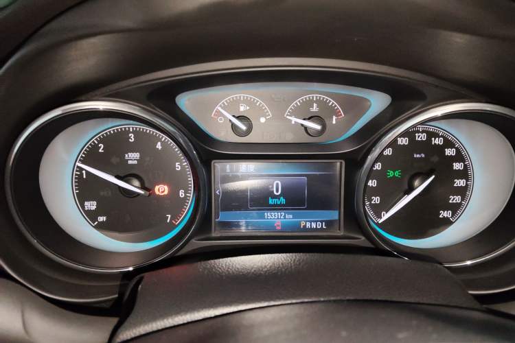 Used Buick Envision 2015 20T Two-Wheel-Drive Elite Model Instrument Cluster