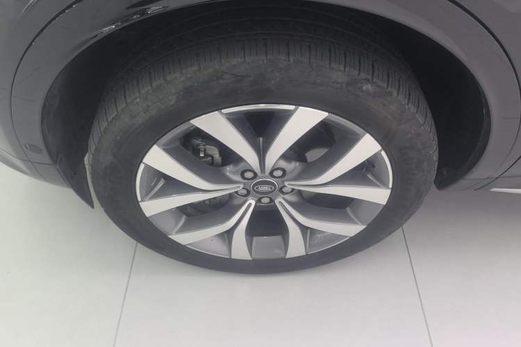 Used Land Rover Discovery Sport 2024 Luxury Custom Edition