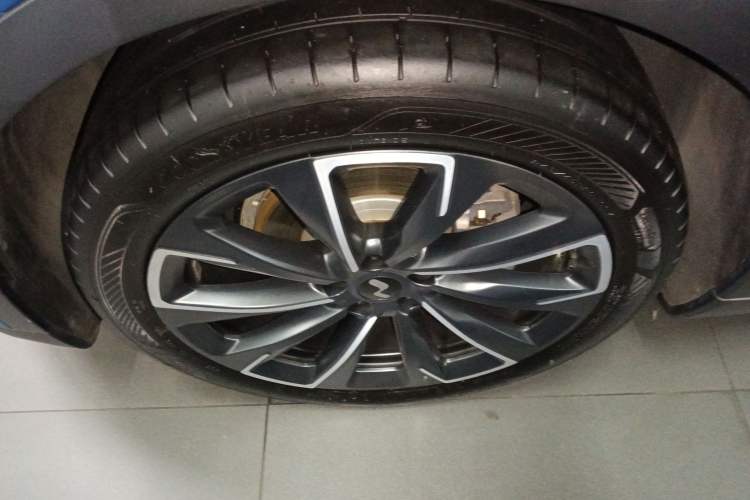 Used ONVO L60 2024 60 kWh All-Wheel Drive