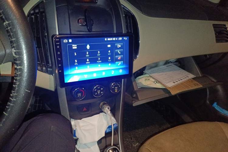 Used Baojun 630 2013 1.5L manual standard version Audio And AC Panel