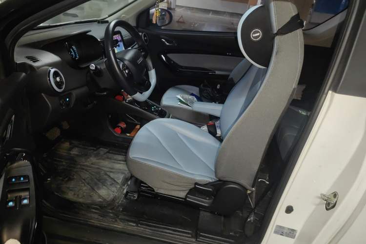 Used Chery Little Ant 2022 Revised Version Sweet Pink Edition Half-Sugar Version Lithium Iron Phosphate 30.7 kWh 30 kW 301 km
