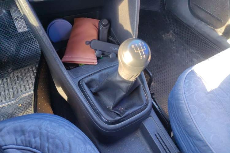 Used Volkswagen Jetta 2013 1.6L Manual Fashion Edition