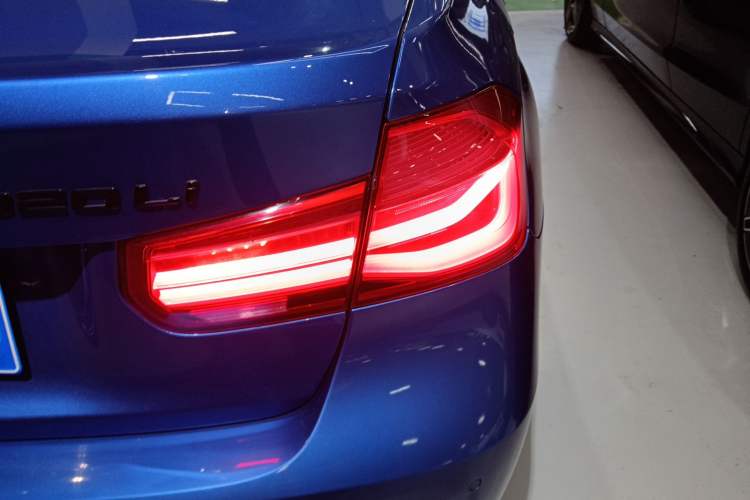 Used BMW 3 Series 2018 320Li Leading Model M Sport Package
