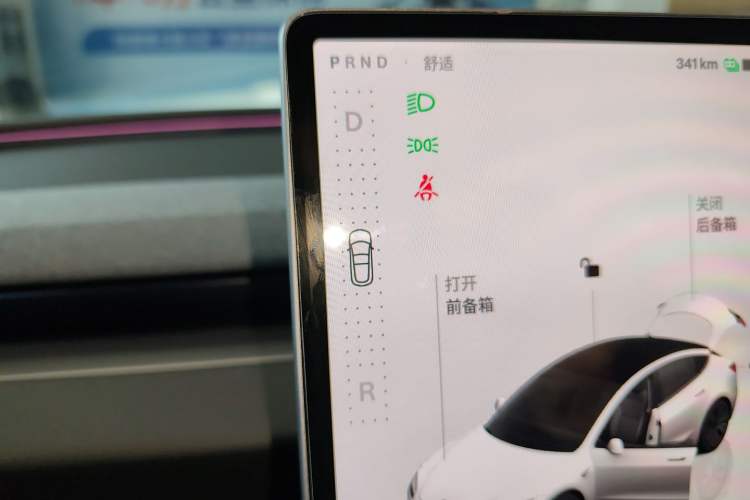 Used Tesla Model 3 2025 Rear-Wheel-Drive Version