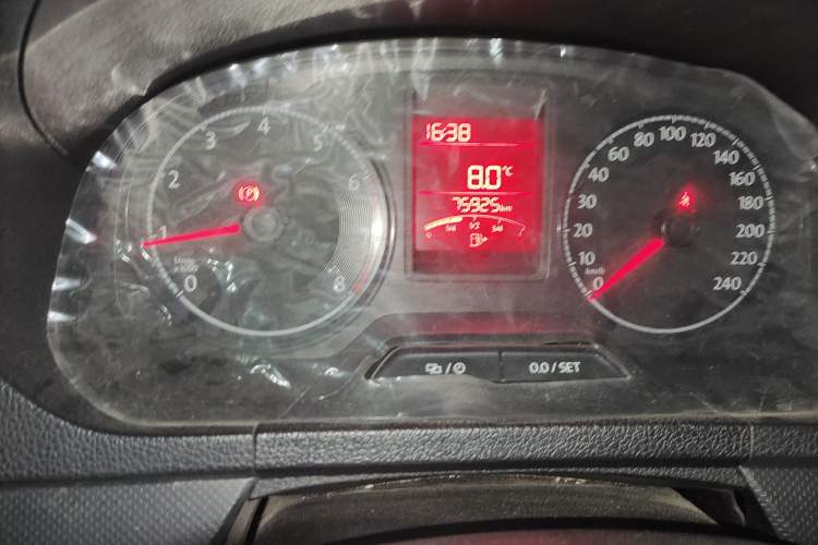 Used Volkswagen Jetta 2017 1.4L Manual Fashion Edition
