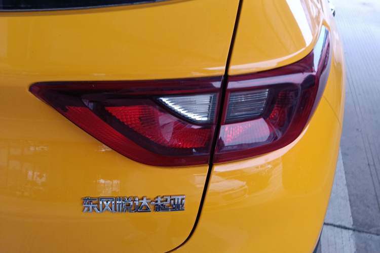 Used Kia kx1 Stonic 2021 1.4L CVT Fun & Sunroof Model
