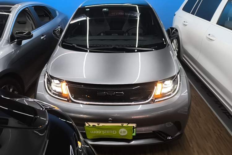 Used BYD Dolphin 2023 420 km Fashion Edition