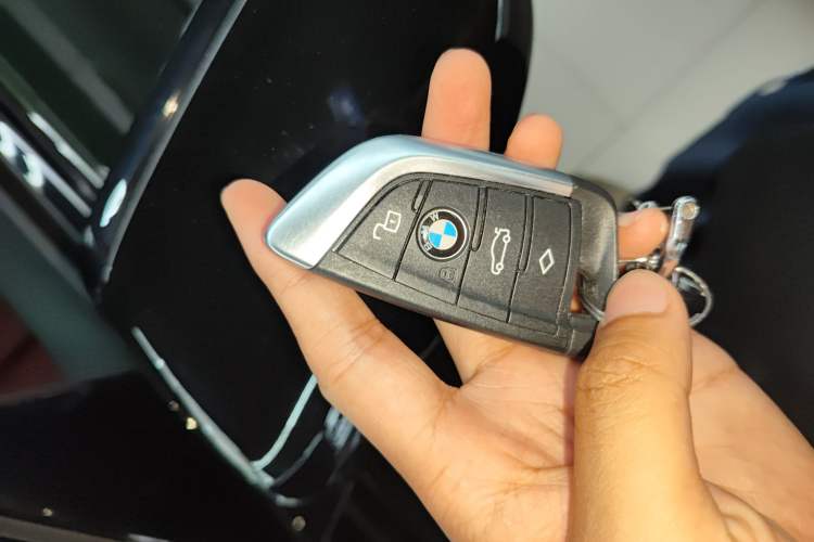 Used BMW i4 2023 eDrive40
