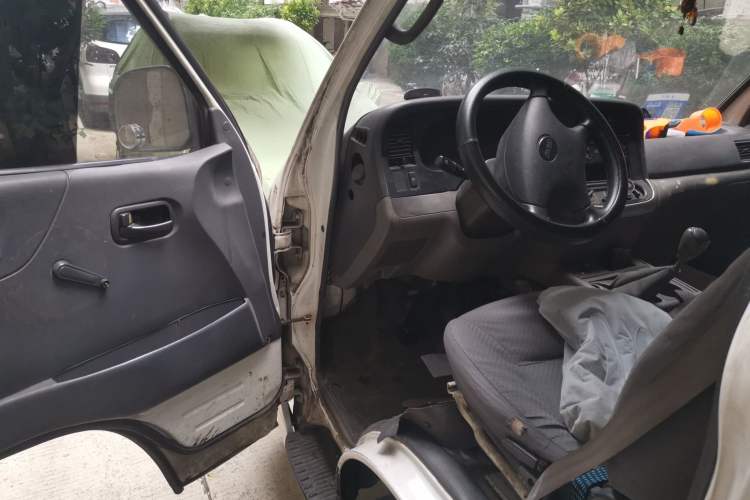 Used Jinbei Hiace 2014 2.0L 5th Generation Kuaiyunwang Business Version 4G20B