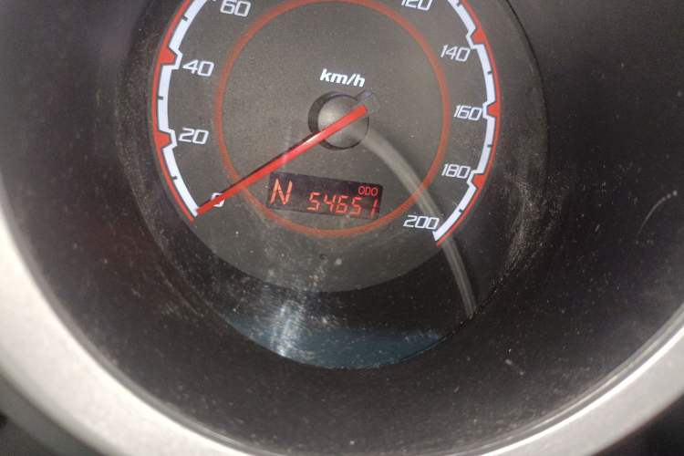 Used CHANGAN CX20 2014 1.4L IMT Sunroof Navigation Version China IV Standard