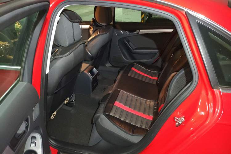 Used Audi A4L 2012 2.0 TFSI automatic standard version