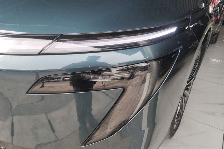 Used Nissan N7 2025 510 Air Left Front Headlight